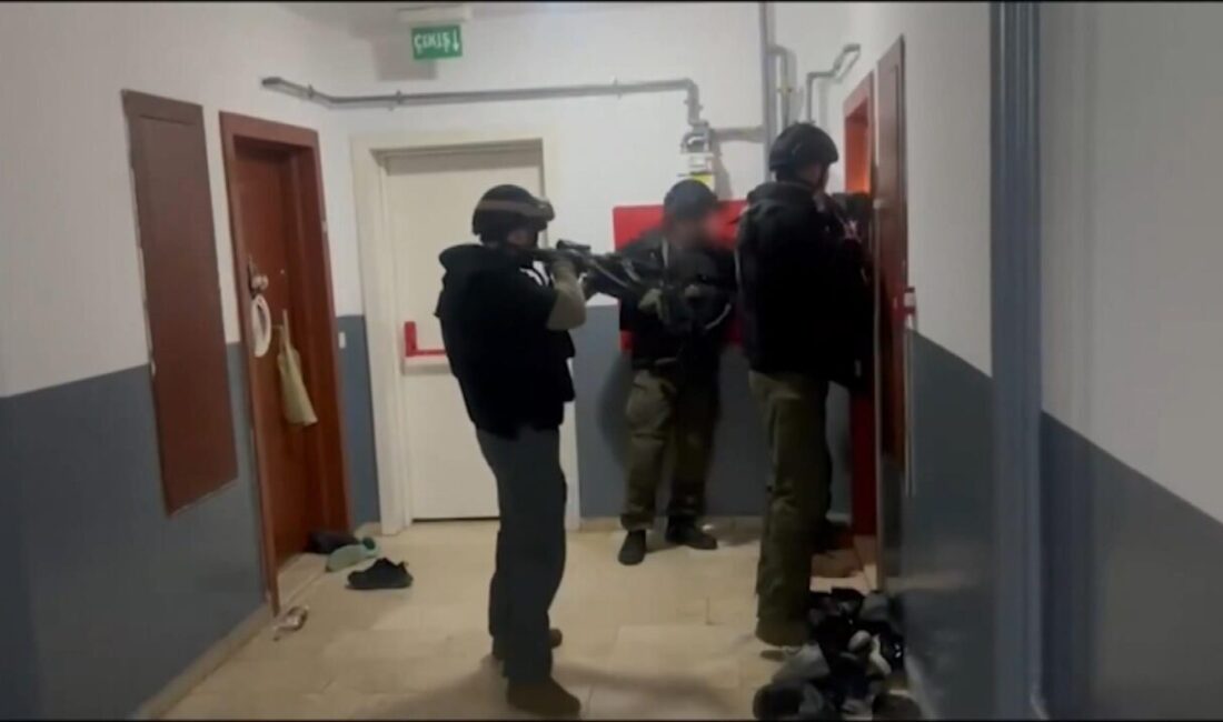 Özgür EREN/İSTANBUL, – İSTANBUL’da DEAŞ terör örgütü ile iltiksaklı faaliyet