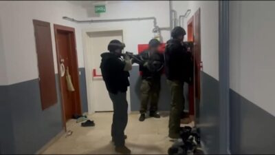 Özgür EREN/İSTANBUL, – İSTANBUL’da DEAŞ terör örgütü ile iltiksaklı faaliyet