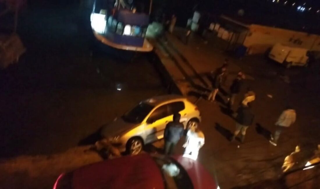 Mehmet Kaan KURT/İSTANBUL, -SARIYER’de, balıkçı barınağında gündüz saatlerinde otomobilin denize