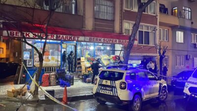Mehmet Kaan KURT/İSTANBUL, – SULTANGAZİ’de bir markete gelen yüzleri maskeli