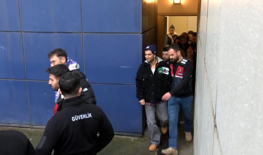 İSTANBUL, -‘Uyuşturucu’ soruşturması kapsamında gözaltına alınan ve Adli Tıp Kurumu’na