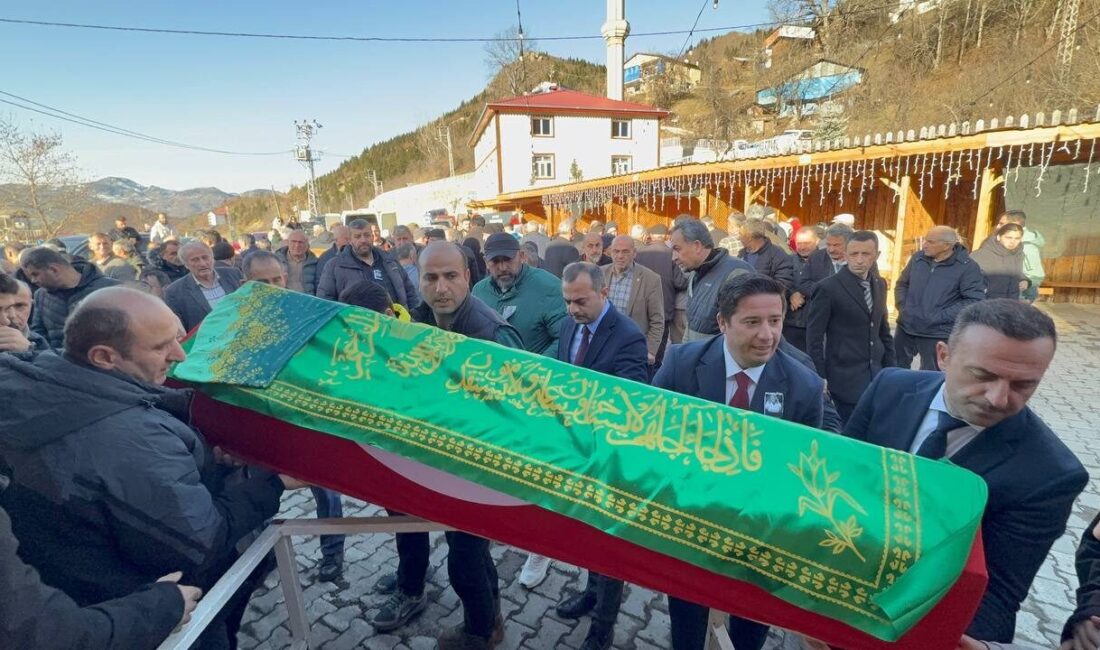 Nurbay USTA/ŞAVŞAT(Artvin), – İSTANBUL’da kanser tedavisi gördüğü hastanede yaşamını yitiren