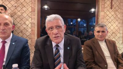 Yavuz YILMAZ/ İNEGÖL(Bursa), – BURSA’nın İnegöl ilçesinde partililerle akşam yemeğinde