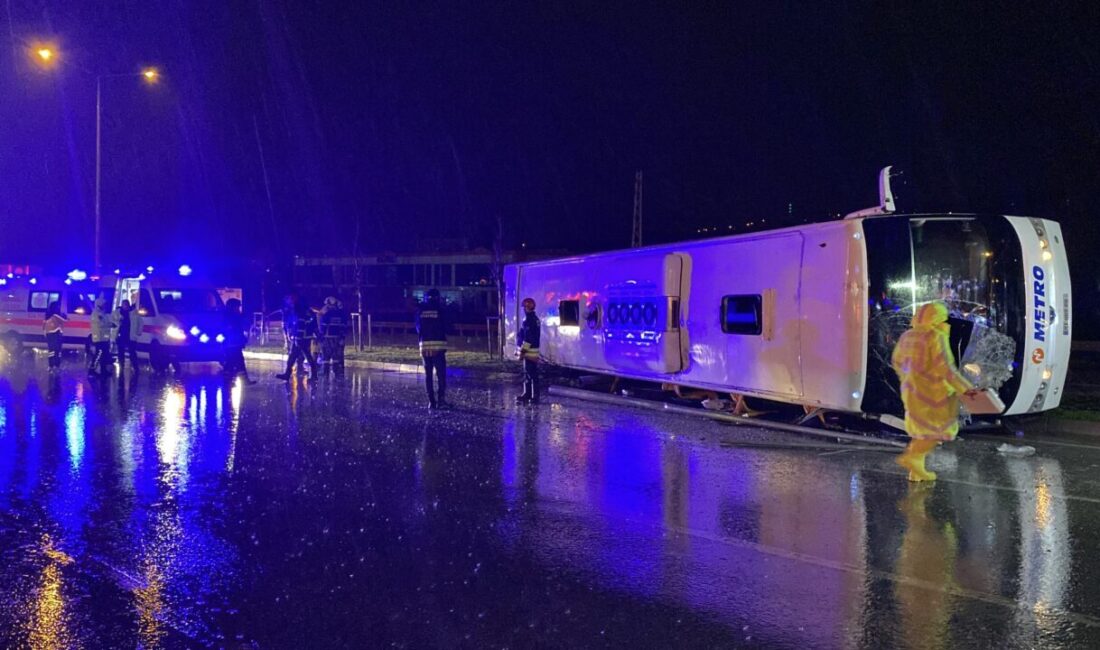 Emre ÖNCEL/ SAMSUN, – SAMSUN’un İlkadım ilçesinde sürücünün kontrolünü kaybettiği