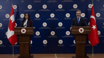 ANKARA, – DIŞİŞLERİ Bakanı Hakan Fidan, “Savaşın durdurulması için atılabilecek