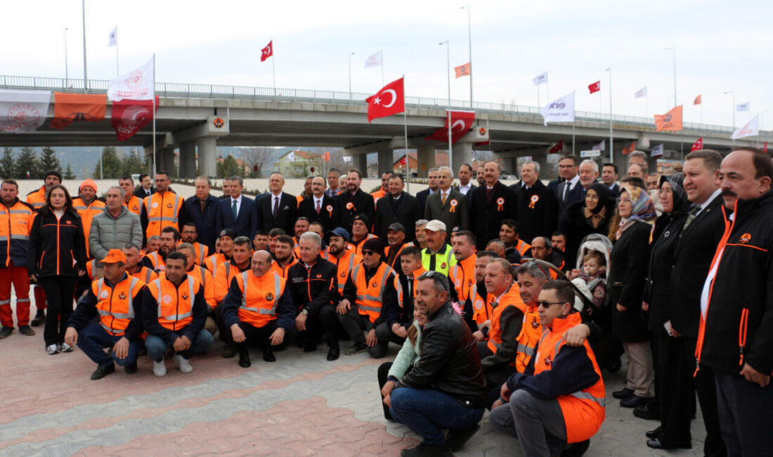 Ali ÇEVİKBAŞ/ISPARTA, – ULAŞTIRMA ve Altyapı Bakanı Abdulkadir Uraloğlu, Isparta’da