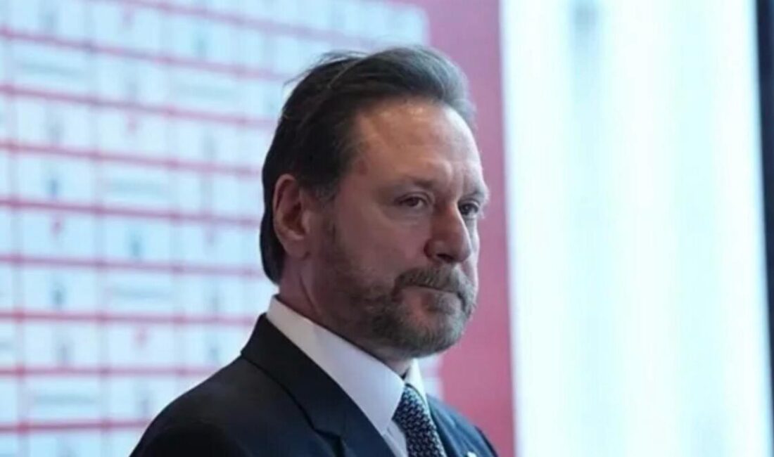 İSTANBUL, – BEŞİKTAŞ Genel Sekreteri Uğur Fora, “Mart ayı, biz