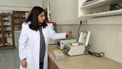 Mikail KARAMAN-Ayşenur DEMİRTAŞ GÜL/ANKARA, – ANKARA Üniversitesi Fen Fakültesi Biyoloji