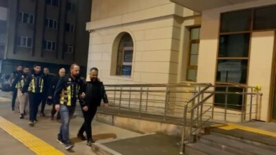 Mert ORDU / İSTANBUL, – ATAŞEHİR’de 4 kişi, bir sürücüyü