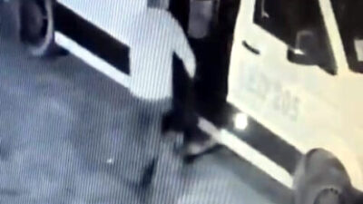 İhsan DÖRTKARDEŞ/İSTANBUL, – Avcılar’da mahallenin maskotu olan ‘Garip’ isimli köpek,