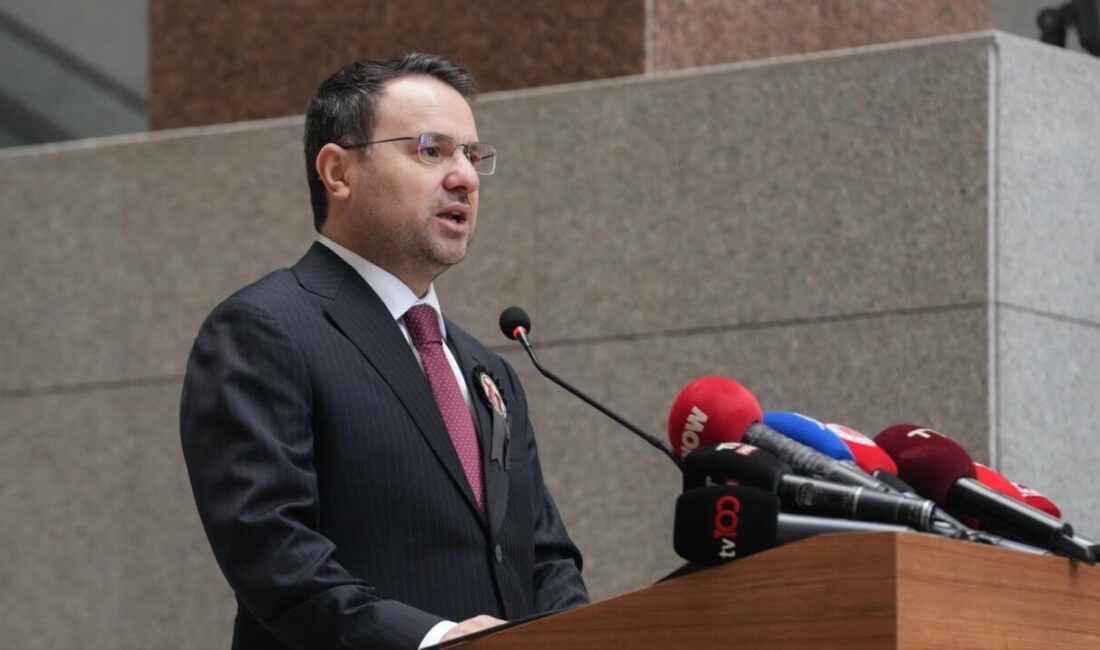 Ceyda YEŞİLOĞLU-Fırat ALKIZ/ İSTANBUL, -CUMHURİYET Savcısı Mehmet Selim Kiraz’ın makam