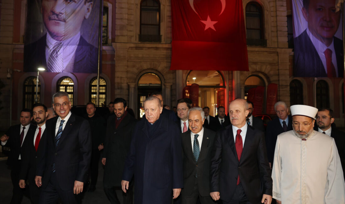 Gülseren KARAPINAR/İSTANBUL, – Cumhurbaşkanı Erdoğan, “Sağlık çalışanlarımızın görevlerini gönül huzuruyla