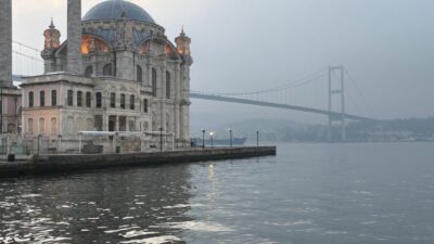 Hasan YILDIRIM / İSTANBUL, – İSTANBUL Boğazı ve çevresinde sis