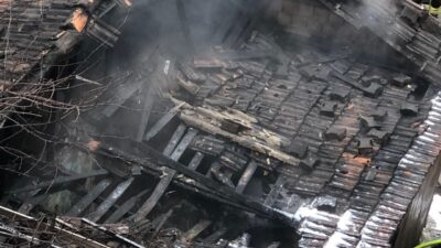 Doğan Can CESUR / İSTANBUL, – KAĞITHANE’de gecekonduda henüz belirlenemeyen