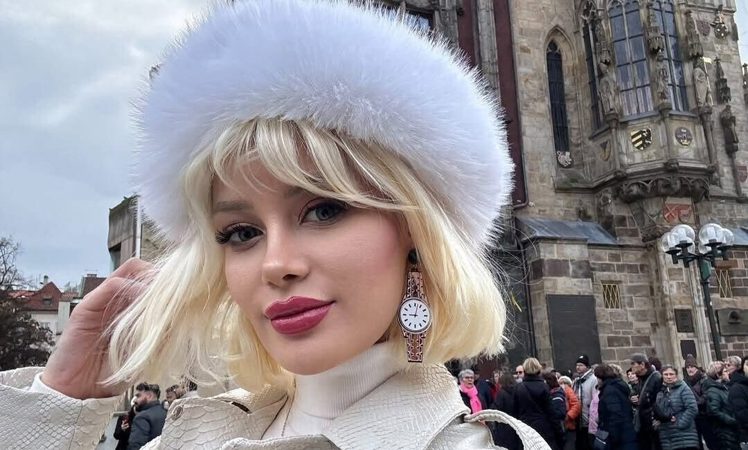 İSTANBUL KAĞITHANE’de moda tasarımcısı ve sanal medya ünlüsü Ayşegül Eraslan