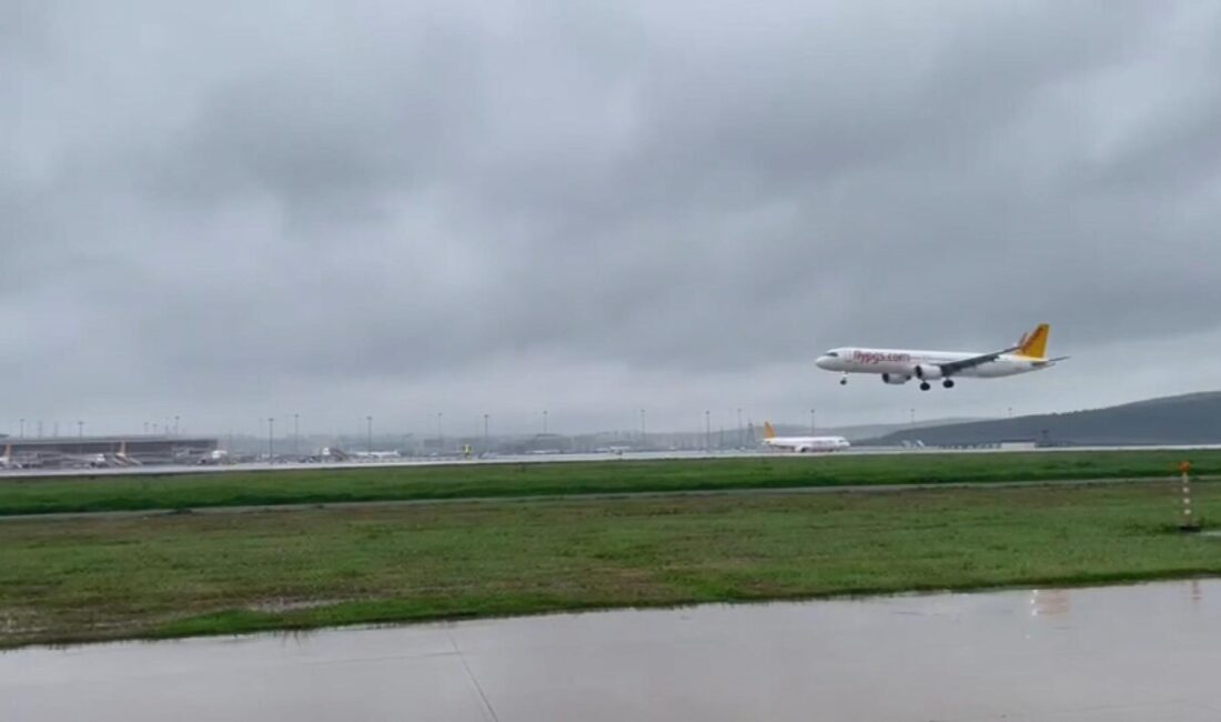 İbrahim YILDIZ/İSTANBUL, – İSTANBUL’daki olumsuz hava koşulları nedeniyle aksaklıkların yaşandığı