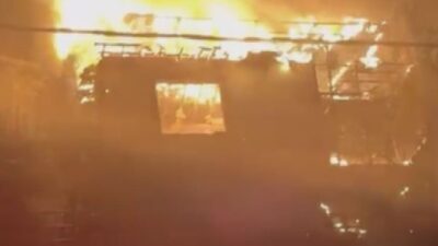 Soner HASIRCIOĞLU/İSTANBUL, – SARIYER’de bir gecekondudan yükselen alevler kısa sürede