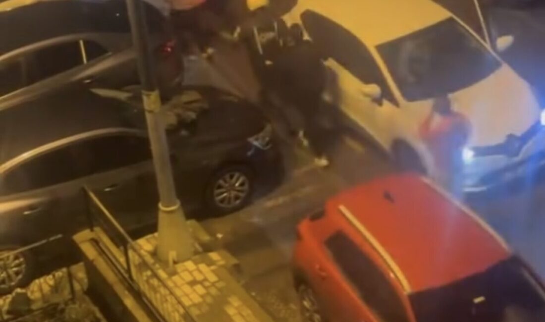 Mert ORDU/İSTANBUL, – ÜSKÜDAR’da ters yönden geldiği iddia edilen araç