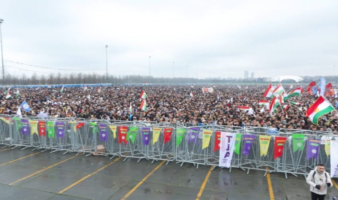 Gülseren KARAPINAR-Emir BENLİOĞLU-Hadican EROL/İSTANBUL, – NEVRUZ Bayramı dolayısıyla DEM Partililer