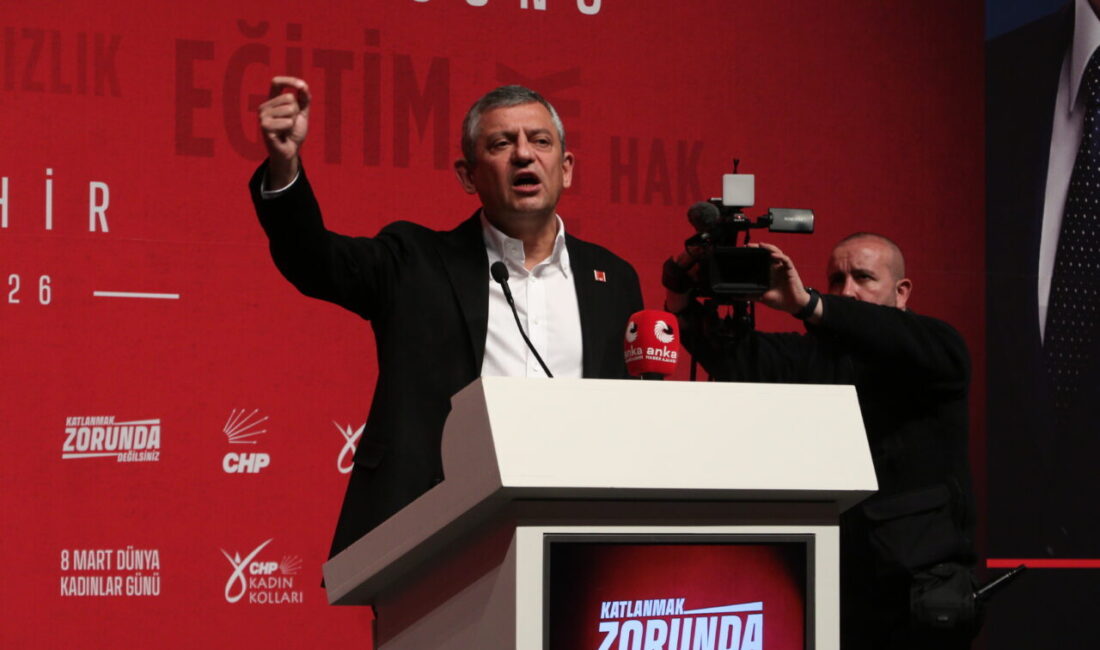 KADIN PANELİNDE KONUŞTU CHP Genel Başkanı Özgür Özel, Eskişehir Büyükşehir