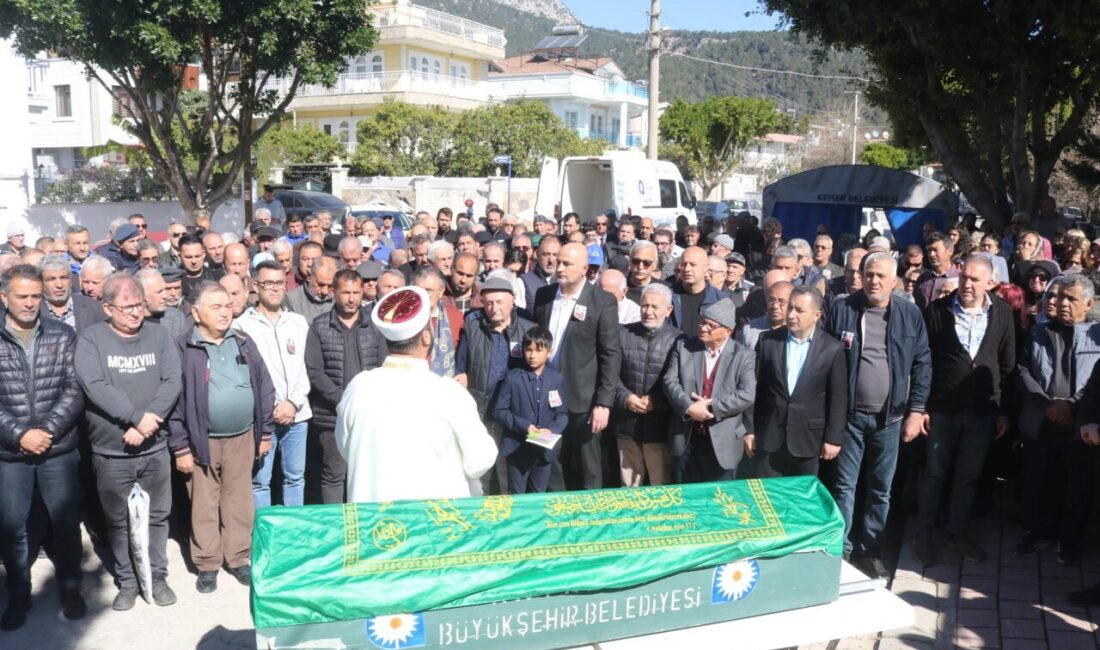 Adem AKALAN/ANTALYA, – LÜBNAN Premier Lig ekibi Nejmeh’i çalıştıran, geldiği