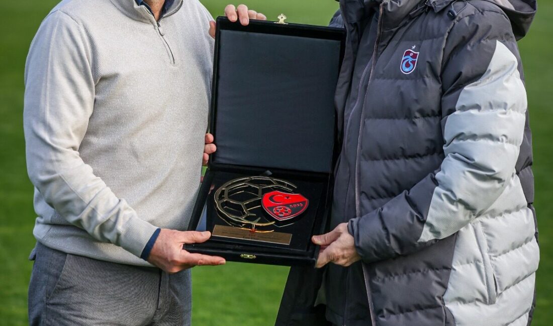 Nurgül GÜNAYDIN / TRABZON – TRABZONSPOR Teknik Direktörü Fatih Tekke,