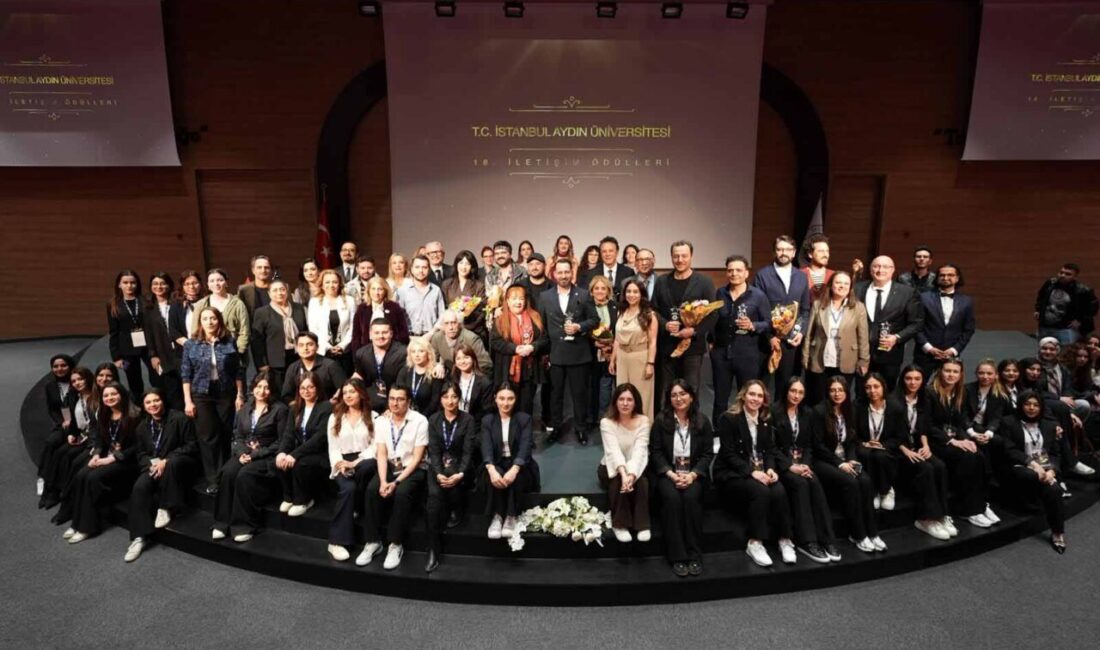 İSTANBUL, – İSTANBUL Aydın Üniversitesi’nin (İAÜ) her yıl geleneksel olarak