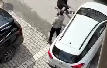 İhsan DÖRTKARDEŞ/İSTANBUL, – AVCILAR’da ters yönden gelen sürücüyle başka bir