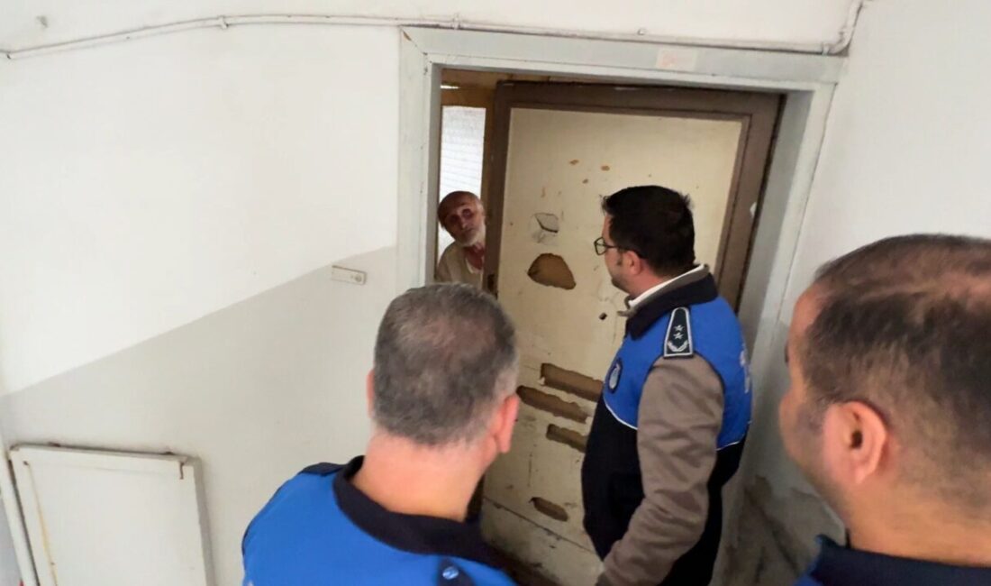 İhsan DÖRTKARDEŞ/İSTANBUL, – AVCILAR’da müzisyen Seyran Özvardar birlikte yaşadığı annesini