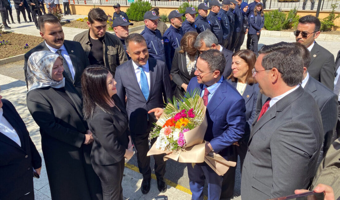 ZİYARETLERDE BULUNDU Adalet Bakanı Akın Gürlek, valilik ziyaretinin ardından Edirne
