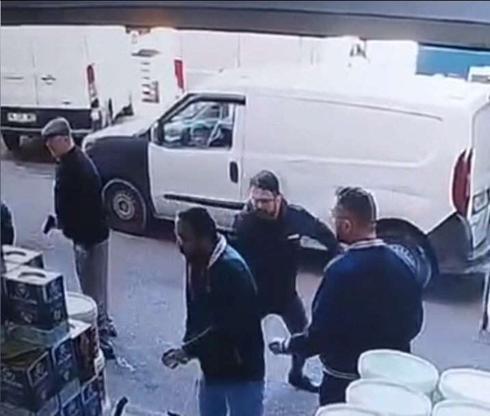 Vehbi DEMİR / İSTANBUL, -BAYRAMPAŞA’da Kemal O. ve babası Hüseyin