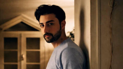 Murat Kavak, modellikten oyunculuğa uzanan kariyeriyle dikkat çeken isimler arasında