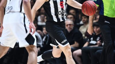 Olgucan KALKAN / İSTANBUL, – HAKEMLER: Miguel Angel Perez, Alberto