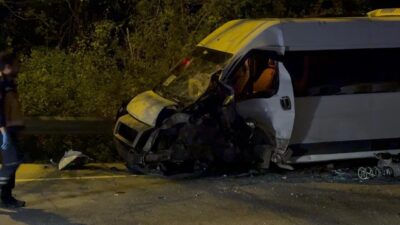 Mehmet Kaan KURT/İSTANBUL, – BEYKOZ’da servis minibüsü ile otomobilin çarpışması