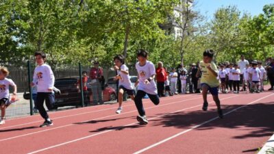 Nevra UÇKAÇ/İZMİR, – İZMİR Hasta Çocuk Evleri Derneği’nin düzenlediği 23