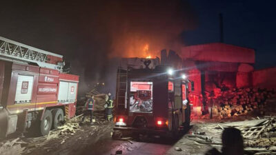 KONTROL ALTINA ALINDI Edirne’nin İpsala ilçesine bağlı Paşaköy’deki bir kereste