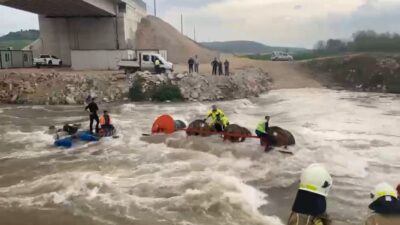 Yavuz YILMAZ/ YENİŞEHİR(Bursa), – BURSA’nın Yenişehir ilçesindeki Kocasu Deresi’nden geçmeye