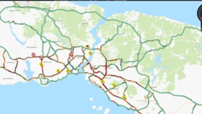 Özgür EREN/İSTANBUL, – İSTANBUL’da haftanın ilk iş gününde trafik yoğunluğu