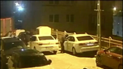 Ali AKSOYER/İSTANBUL – İSTANBUL’da park halindeki lüks otomobillerin ‘Hayalet ekran’