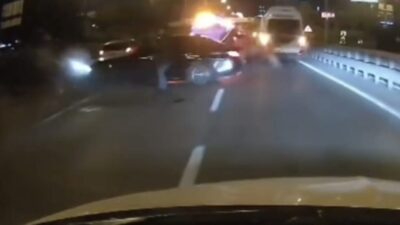 Mert ORDU/İSTANBUL, – MALTEPE D-100 Karayolu’nda dört aracın karıştığı zincirleme