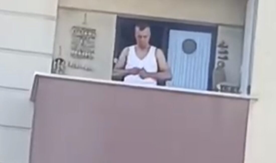 Mert ORDU/İSTANBUL, – PENDİK’te evinin balkonunda silah şarjörüne mermi dolduran