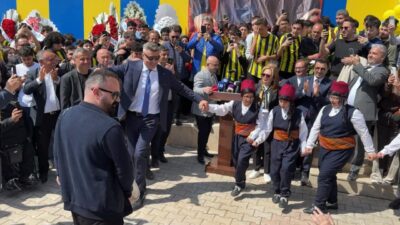 Burak CAN/ KIRIKKALE, – KIRIKKALE’de yaptırdığı Atatürk Spor Salonu’nun açılışını