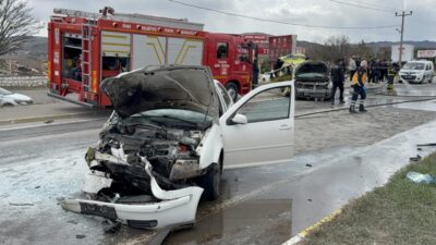 Eraydın AYTEKİN-Hüsnü Ümit AVCI/SİVAS, -SİVAS’ta Sivasspor tesislerine girmek üzere dönüş