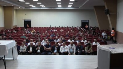 İZMİR, – YENİ sezonda yine 3’üncü ligde mücadele edecek Altay’da