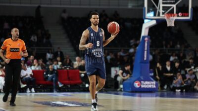Türk Telekom – Anadolu Efes: 70-77 İSTANBUL, – SALON: Ankara