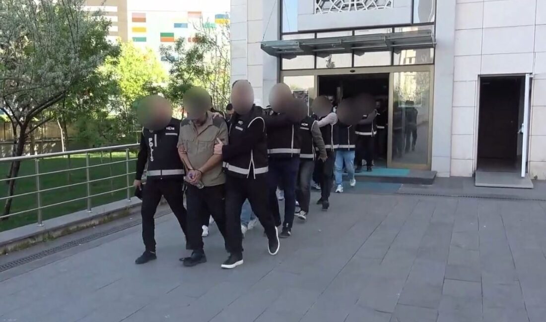 ANKARA, – ANKARA merkezli 6 ilde düzenlenen operasyonda, ‘Ruhsuzlar’ organize