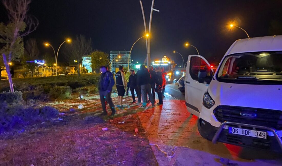 Samet ÖKSÜZ/ANKARA, – ANKARA’nın Pursaklar ilçesinde aydınlatma direğine çarpan motosiklet