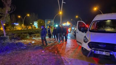 Samet ÖKSÜZ/ANKARA, – ANKARA’nın Pursaklar ilçesinde aydınlatma direğine çarpan motosiklet