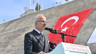 ANKARA, – ULAŞTIRMA ve Altyapı Bakanı Abdulkadir Uraloğlu, Ankara-Kırıkkale-Delice Otoyolu