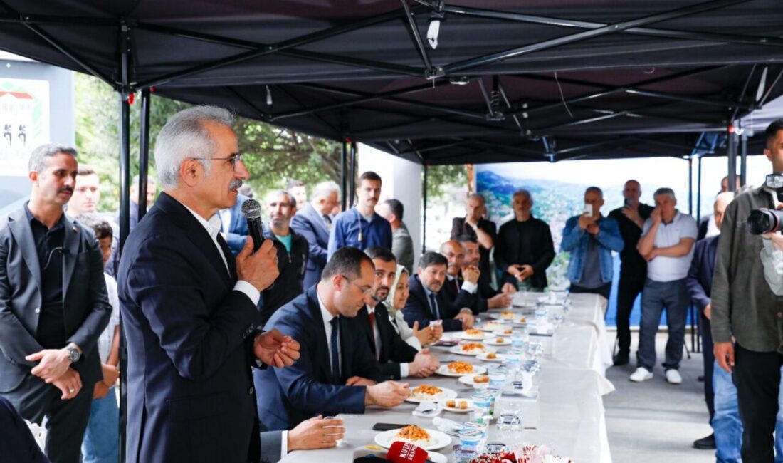 TRABZON, – ULAŞTIRMA ve Altyapı Bakanı Abdulkadir Uraloğlu, memleketi Trabzon’da